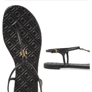 ‘Marion’ Quilted black sandals
